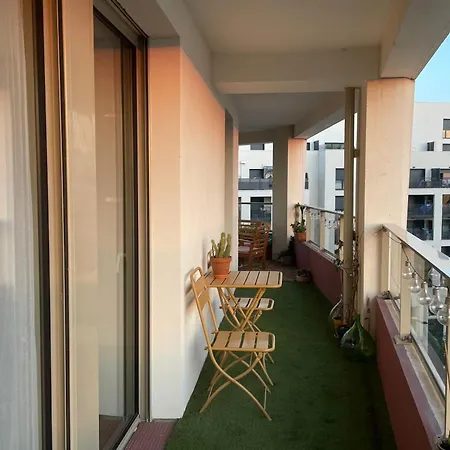 Bright With View And Terrace *